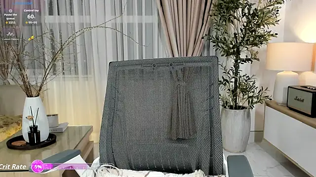 Snapshot of _Joliie_ chatting on 03/17/26, 04:54 Joliie online show from 03/17/26, 04:54