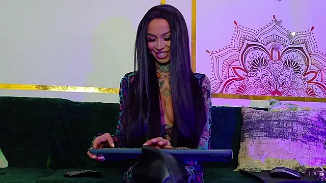 PandoraVolkov online show from 10/19/25, 08:48