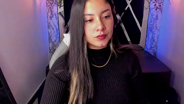 Lia 14  online show from 01/17/25, 11:27