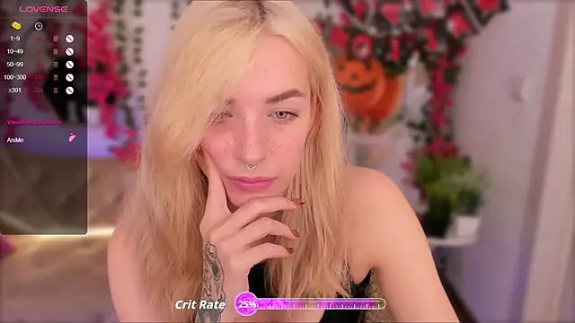 Snapshot of Eli_Llie chatting on 10/27/25, 08:35 Eli Llie online show from 10/27/25, 08:35