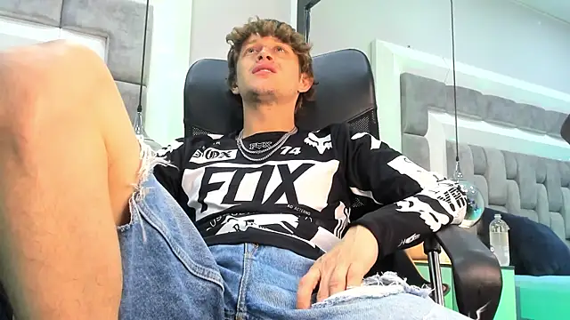 AnthonyAlso online show from 09/29/25, 07:51