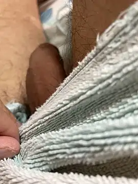 Snapshot of SuperHardBoy12 chatting on 02/18/25, 06:26 SuperHardBoy12 online show from 02/18/25, 06:26