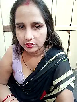 reemacouple007 online show from 10/21/25, 06:03