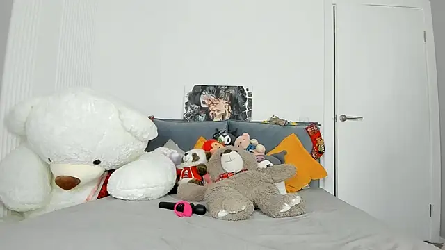 dolly ll online show from 12/19/24, 04:24