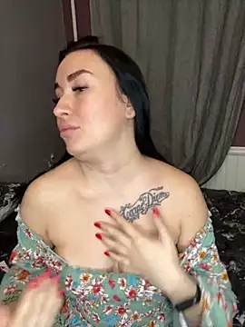 Roxana Bell online show from 12/13/24, 09:41