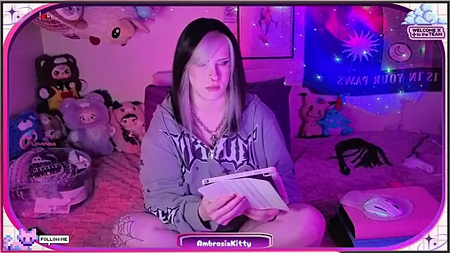 AmbrosiaKitty online show from 05/28/26, 09:17