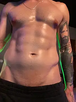 Snapshot of MachineDien chatting on 11/06/25, 09:37 MachineDien online show from 11/06/25, 09:37