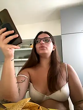 Snapshot of Coupleorny chatting on 09/26/25, 12:09 Coupleorny online show from 09/26/25, 12:09