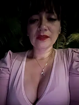 Snapshot of tata_laima__ chatting on 10/01/25, 02:06 tata laima   online show from 10/01/25, 02:06