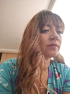 Snapshot of tata_laima__ chatting on 10/11/25, 01:42 tata laima   online show from 10/11/25, 01:42