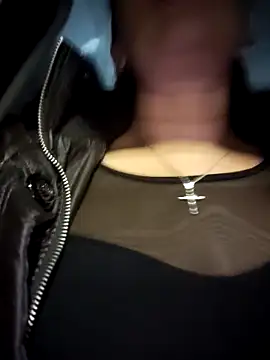 Snapshot of tata_laima__ chatting on 10/15/25, 01:39 tata laima   online show from 10/15/25, 01:39