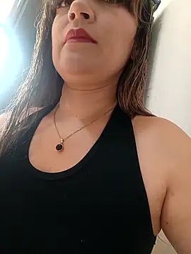 Snapshot of tata_laima__ chatting on 03/28/26, 03:00 tata laima online show from 03/28/26, 03:00