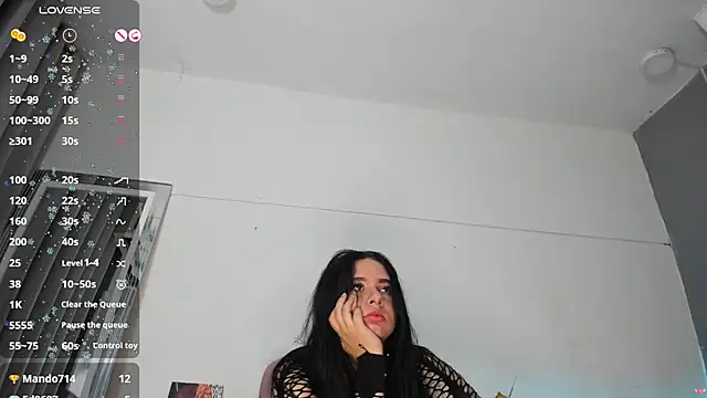 liily moore online show from 12/08/24, 09:57