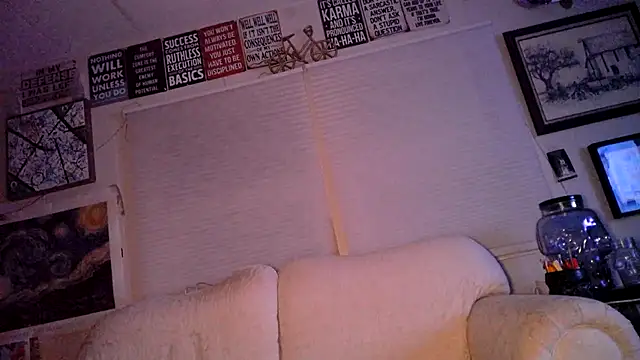 BobbyQ29 online show from 06/11/26, 05:27