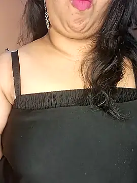 Ravina patil1 online show from 01/18/25, 03:49