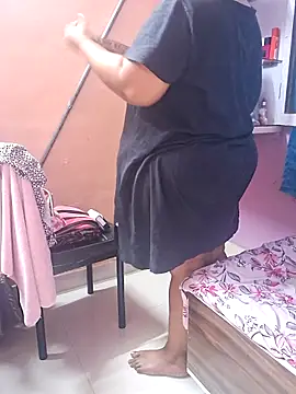 Ravina patil1 online show from 02/16/25, 12:30