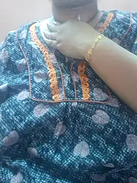 Ravina patil1 online show from 03/05/25, 09:48