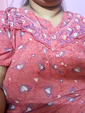 Ravina patil1 online show from 03/13/25, 12:37