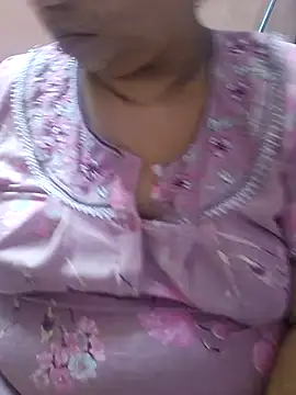 Ravina patil1 online show from 09/25/25, 09:24