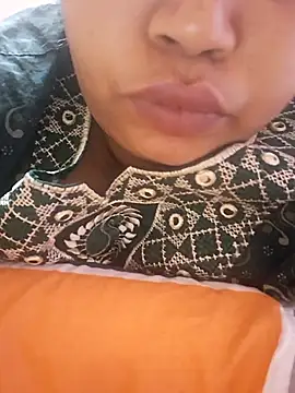 Ravina patil1 online show from 10/08/25, 05:21