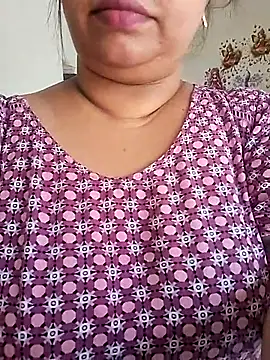 Ravina patil1 online show from 06/07/26, 07:12