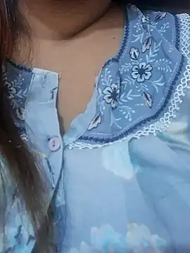 Ravina patil1 online show from 07/26/26, 05:37