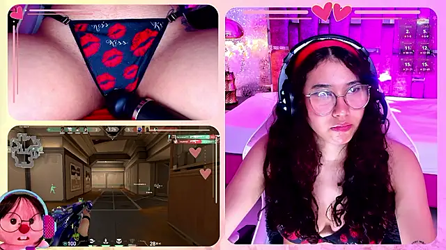 Snapshot of RossieGamer chatting on 03/09/26, 02:43 RossieGamer online show from 03/09/26, 02:43