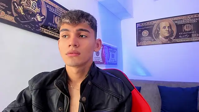 EstebanPerez  online show from 12/11/24, 12:12