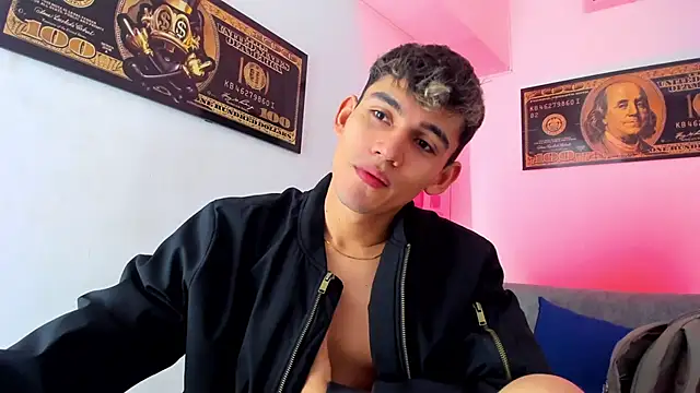 EstebanPerez  online show from 12/28/24, 12:13