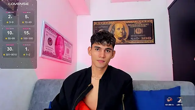 EstebanPerez  online show from 12/28/24, 03:15