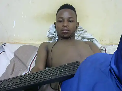 Snapshot of swthairydic chatting on 10/22/25, 10:15 swthairydic online show from 10/22/25, 10:15