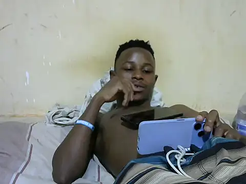 Snapshot of swthairydic chatting on 11/01/25, 04:20 swthairydic online show from 11/01/25, 04:20