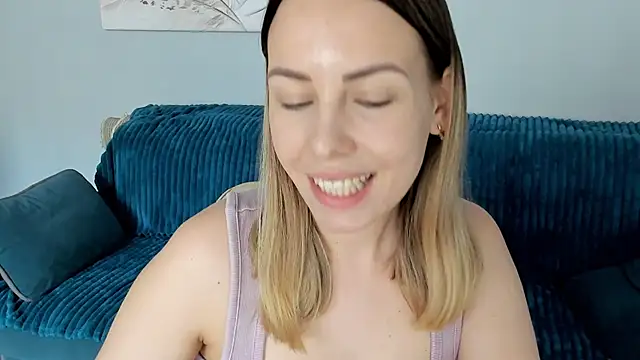 Mia shy1 online show from 01/21/25, 10:52