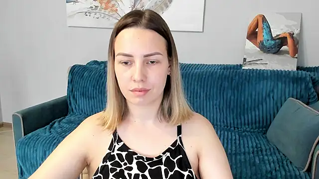 Mia shy1 online show from 03/22/25, 11:32