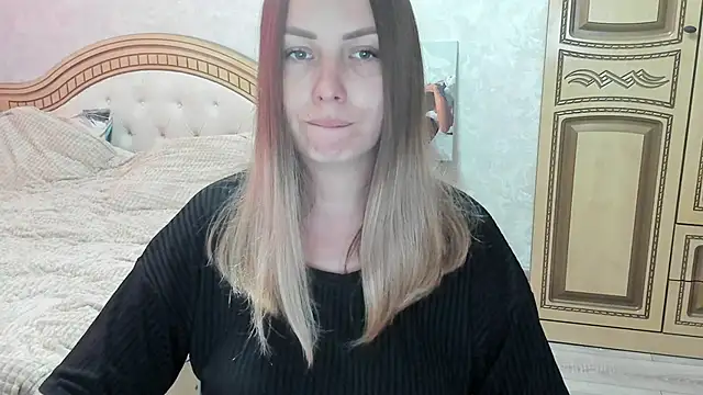 Mia shy1 online show from 10/27/25, 07:34