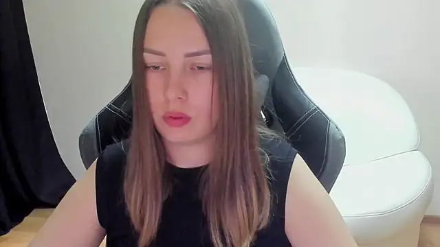 Mia shy1 online show from 06/05/26, 06:52