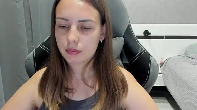 Mia shy1 online show from 07/25/26, 04:04