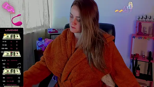 sara goodgirl13 online show from 12/05/24, 10:01