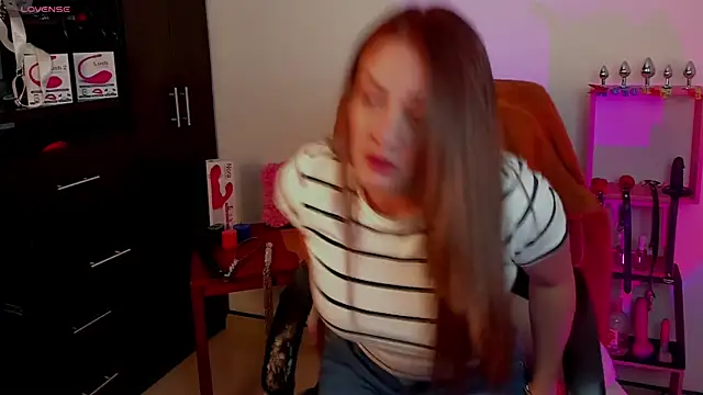 sara goodgirl13 online show from 12/19/24, 08:13