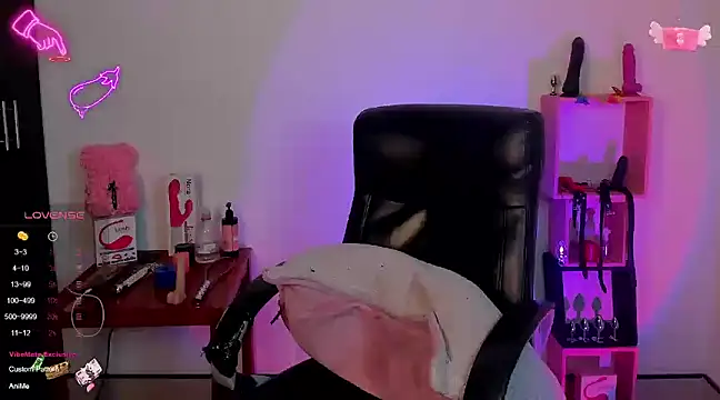 sara goodgirl13 online show from 02/02/25, 01:45