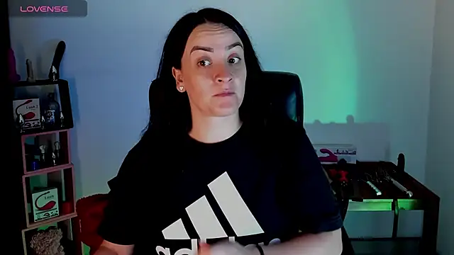 sara goodgirl13 online show from 09/21/25, 03:24