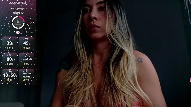  arianalzate  online show from 06/11/26, 10:41