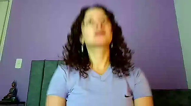 Snapshot of ArtesanaMK chatting on 02/24/25, 07:30 ArtesanaMK online show from 02/24/25, 07:30