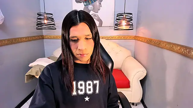 SaraSofia44 online show from 12/05/25, 03:52