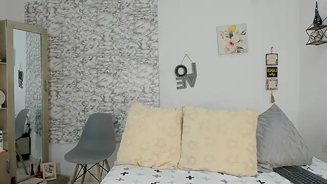 Snapshot of Canhela1 chatting on 06/12/26, 12:09 Canhela1 online show from 06/12/26, 12:09