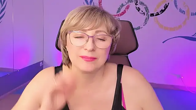 sugar vivien online show from 12/21/24, 03:20