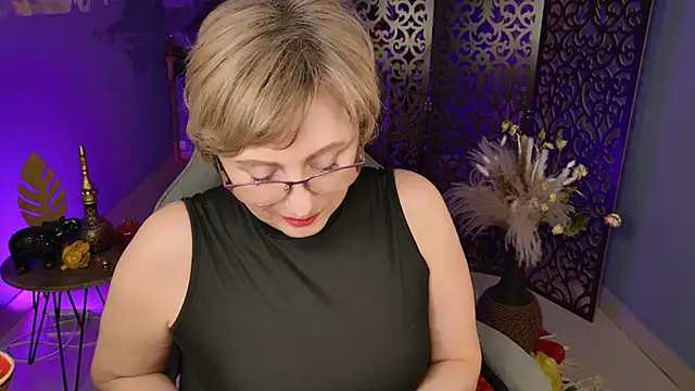 sugar vivien online show from 01/12/25, 04:29