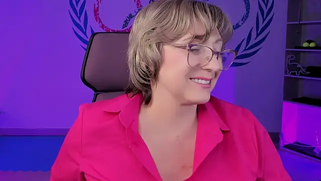 sugar vivien online show from 02/08/25, 12:17