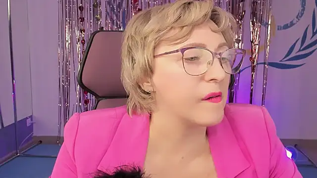 sugar vivien online show from 02/26/25, 09:10