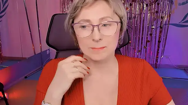 sugar vivien online show from 02/28/25, 04:20